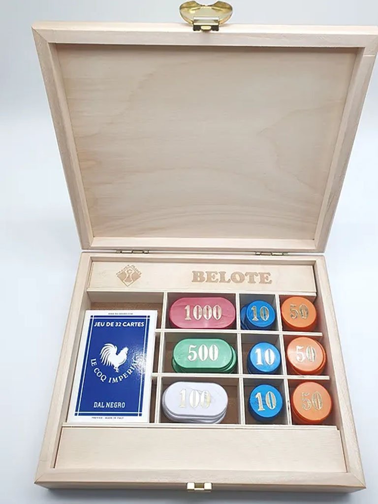Coffret belote en tilleul